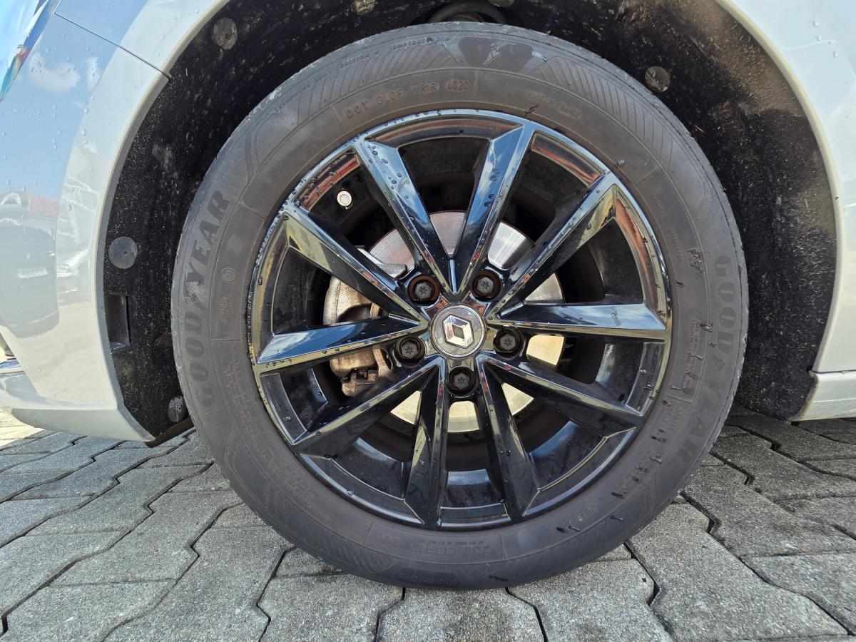 renault-megane-sport-tourer-2017-diesel-1461cc