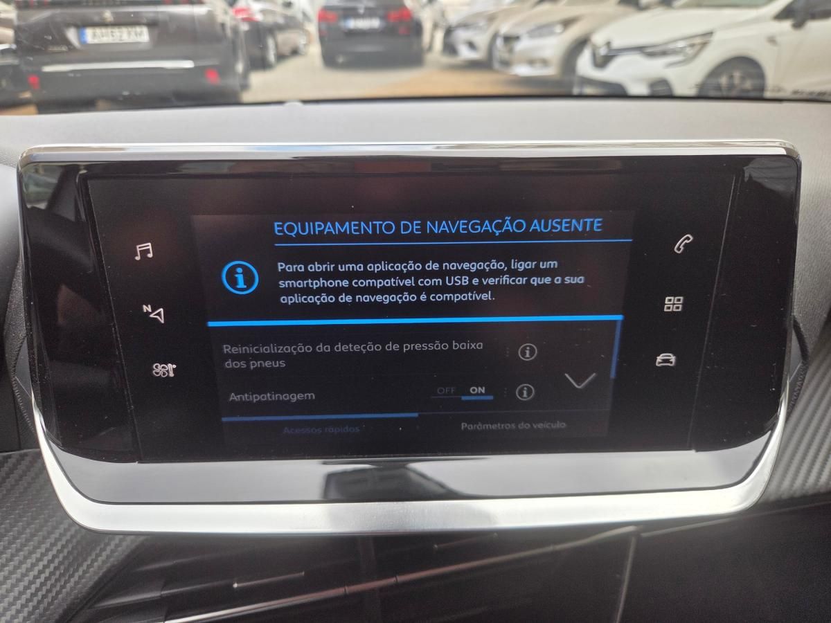 peugeot-208-2022-gasolina-1199cc