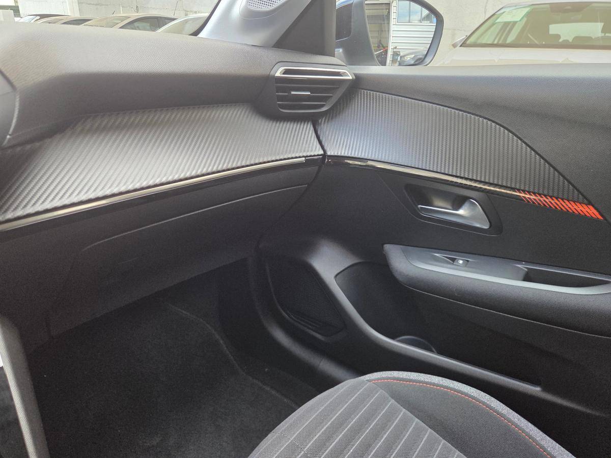 peugeot-208-2022-gasolina-1199cc