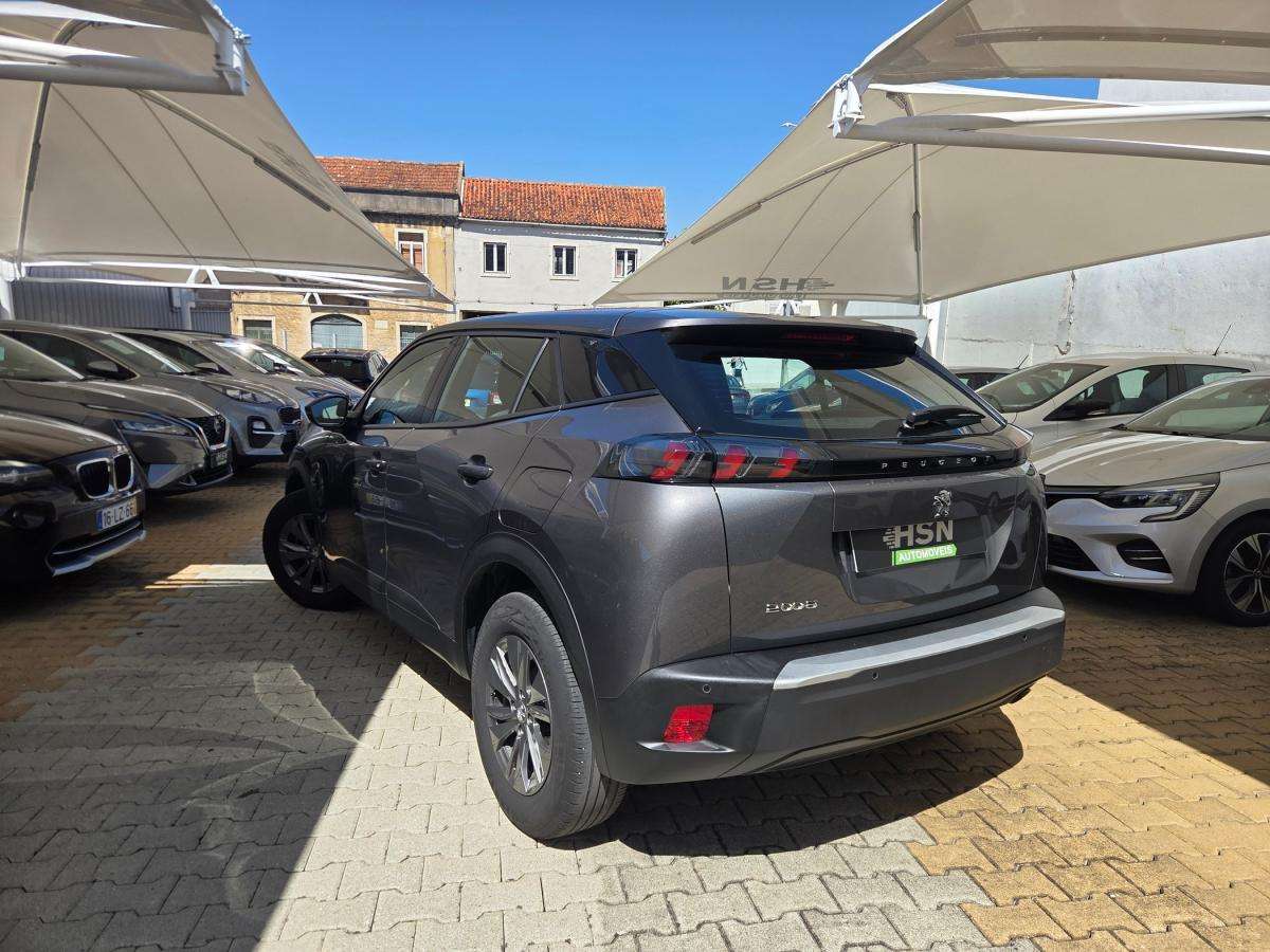 peugeot-2008-2023-gasolina-1199cc