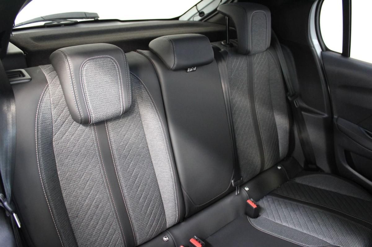 peugeot-208-2026-gasolina-1199cc
