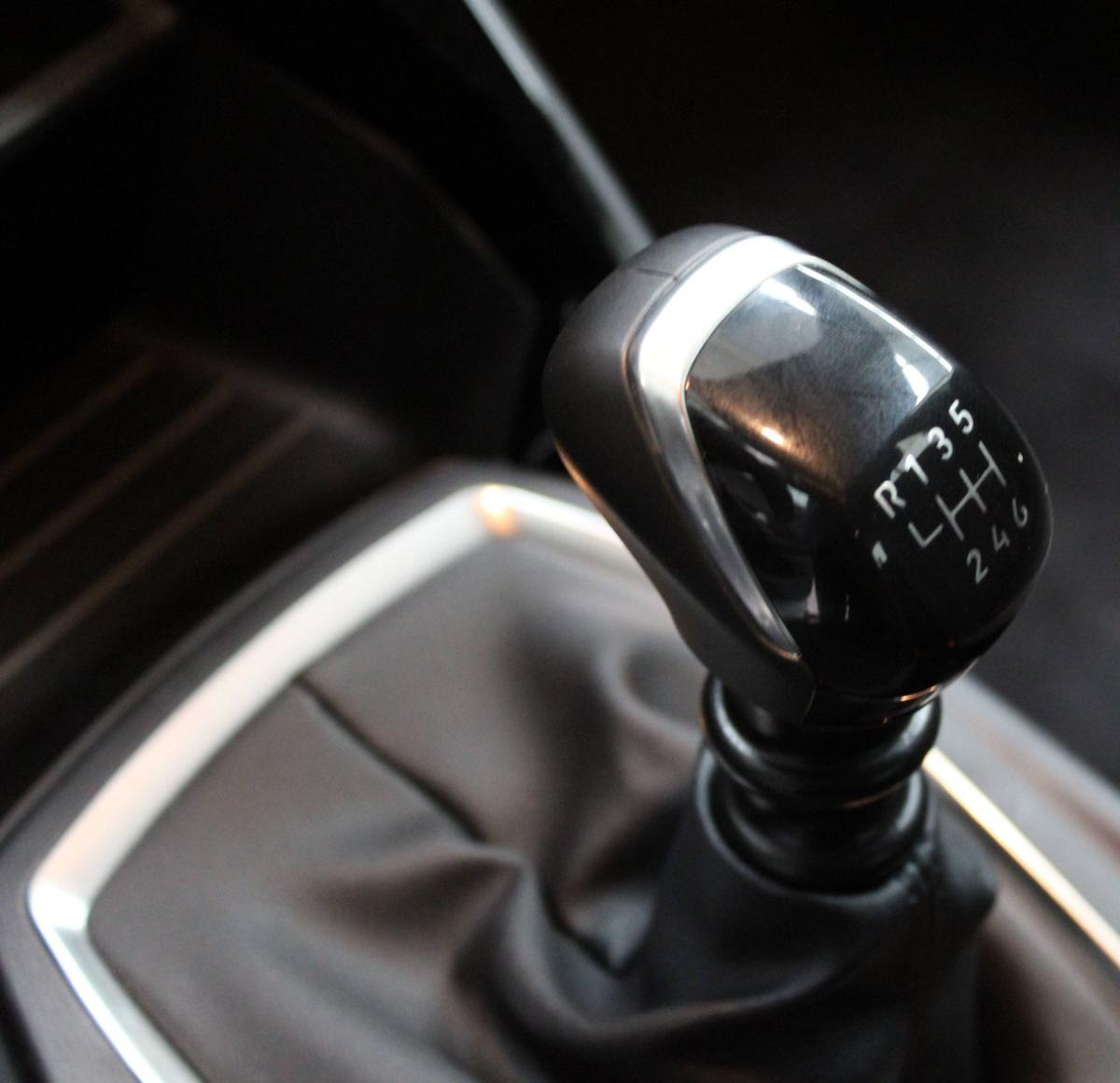 peugeot-2008-2026-gasolina-1199cc