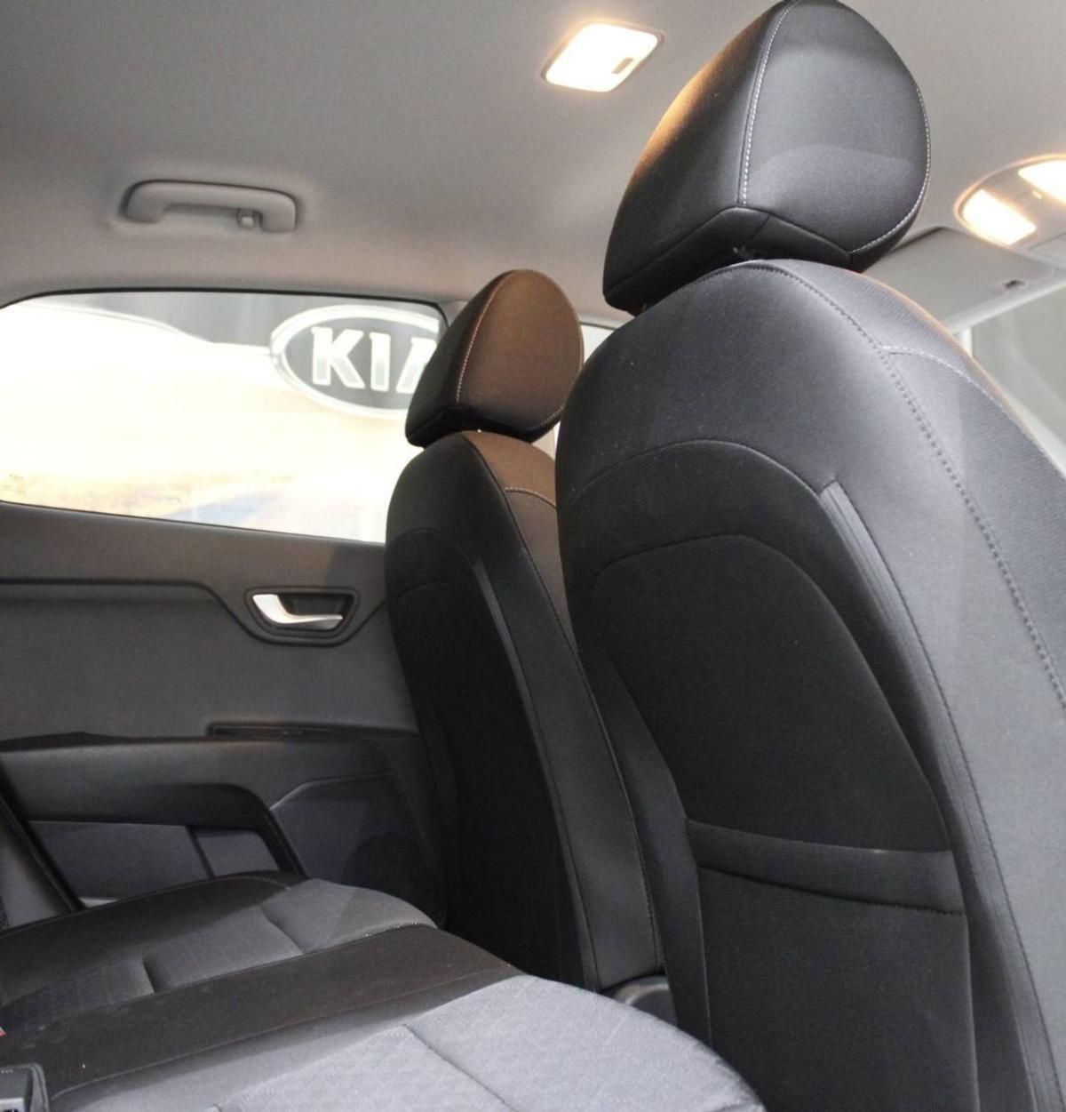 kia-rio-2022-gasolina-998cc