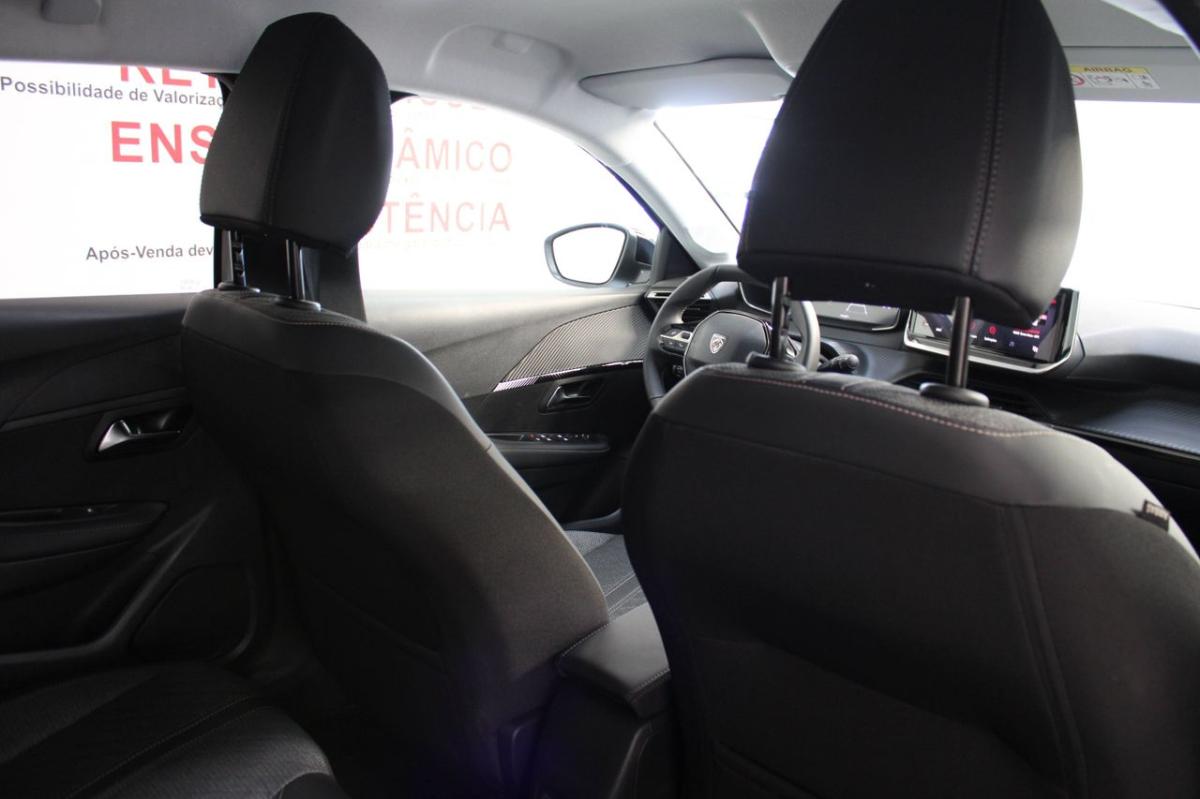 peugeot-208-2026-gasolina-1199cc