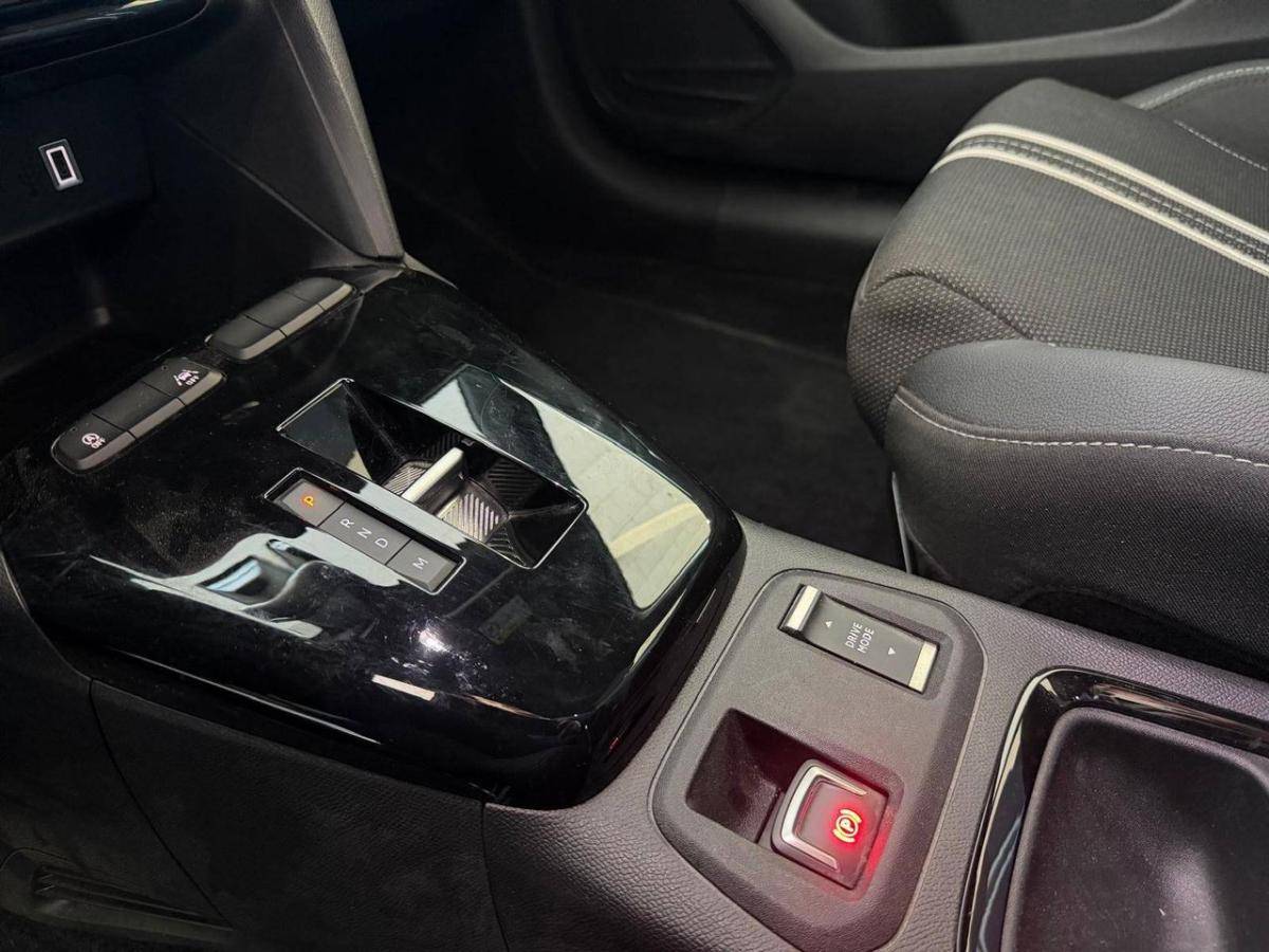 opel-corsa-2025-hibrido-a-gasolina-1199cc