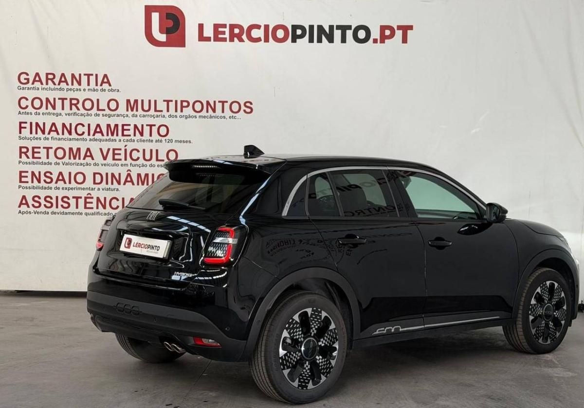fiat-600-2024-hibrido-a-gasolina-1199cc