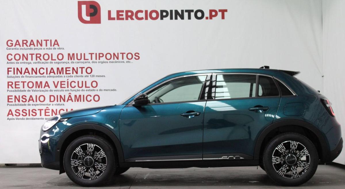 fiat-600-2025-hibrido-a-gasolina-1199cc