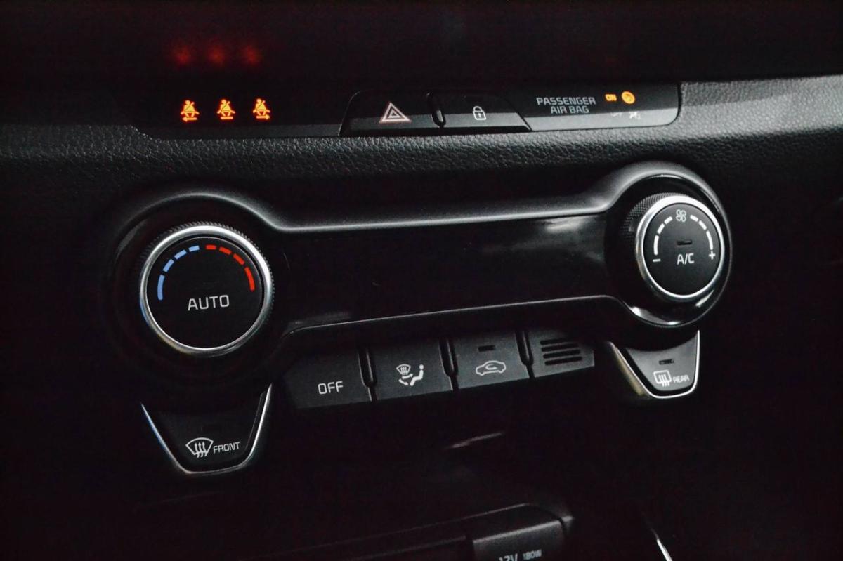 kia-stonic-2025-gasolina-998cc