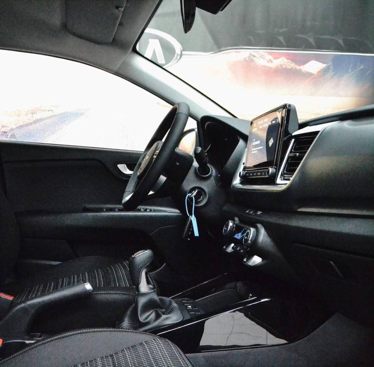 kia-stonic-2025-gasolina-998cc