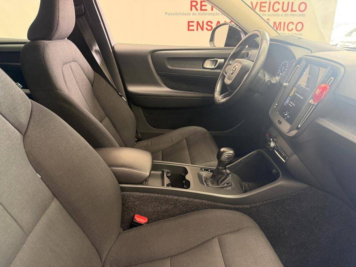 volvo-xc40-2019-diesel-1969cc