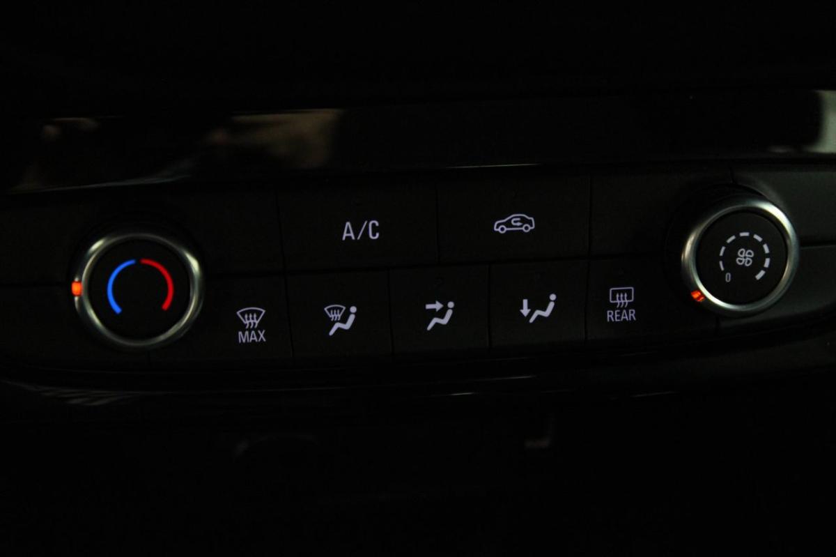 opel-corsa-2025-gasolina-1199cc