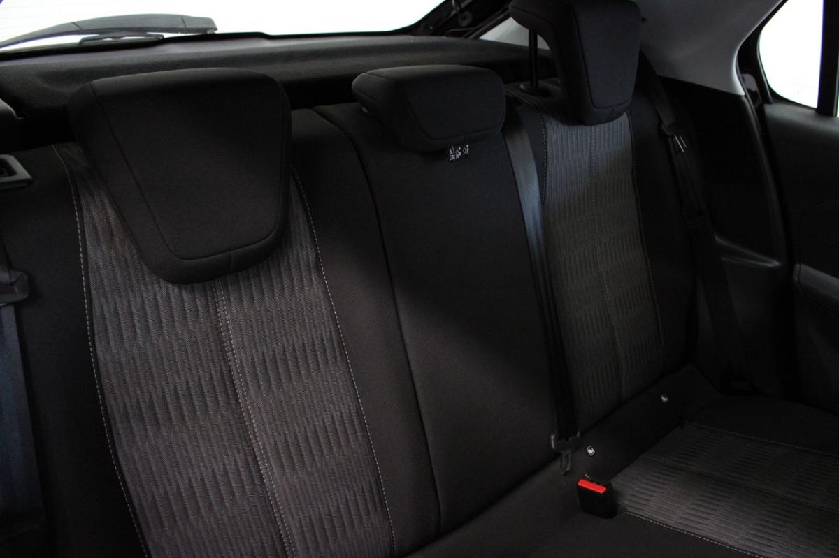 opel-corsa-2025-gasolina-1199cc