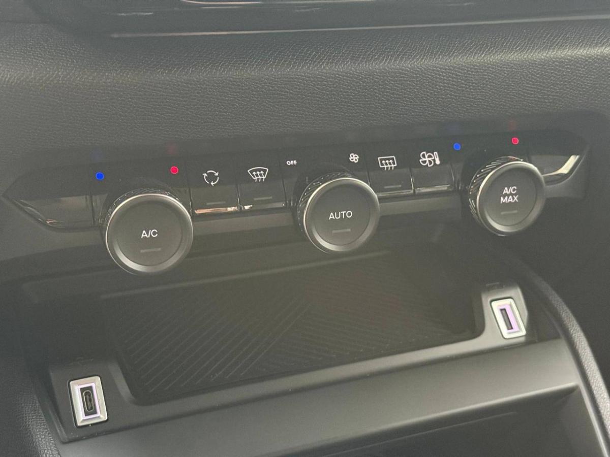 citroen-c4-2025-hibrido-a-gasolina-1199cc