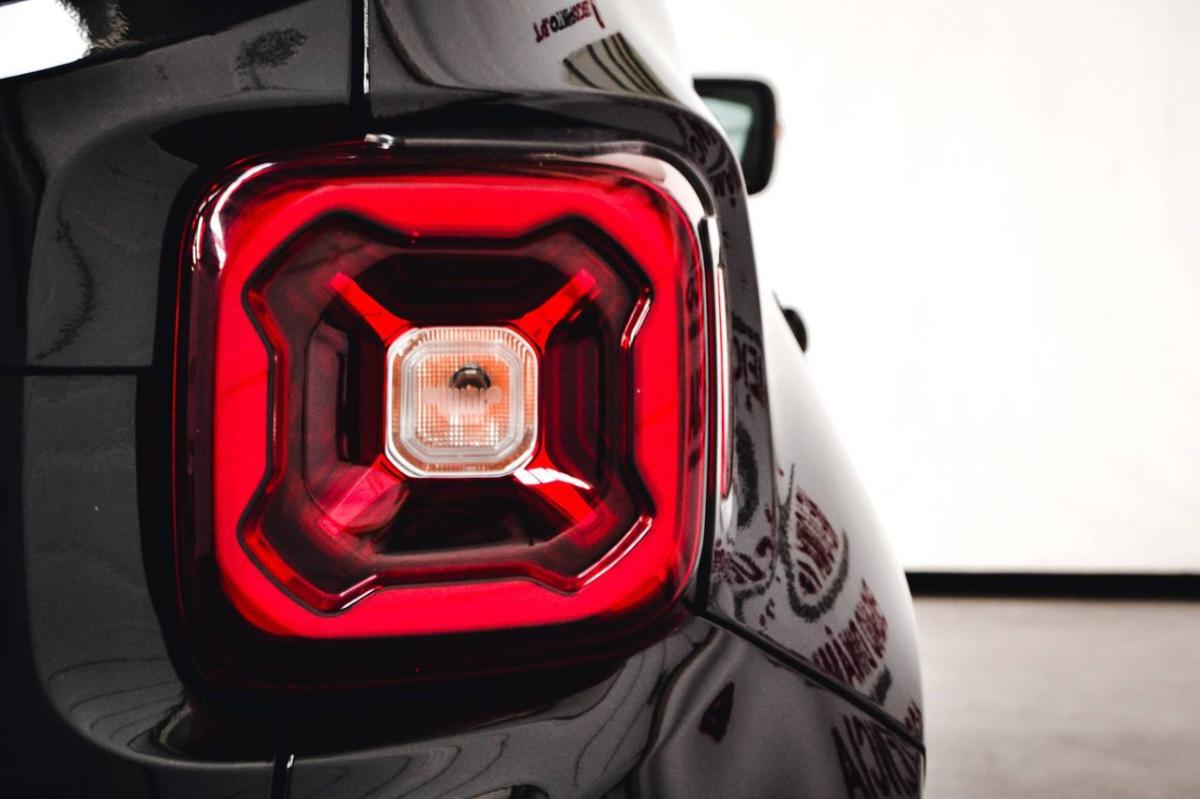 jeep-renegade-2023-hibrido-a-gasolina-1469cc