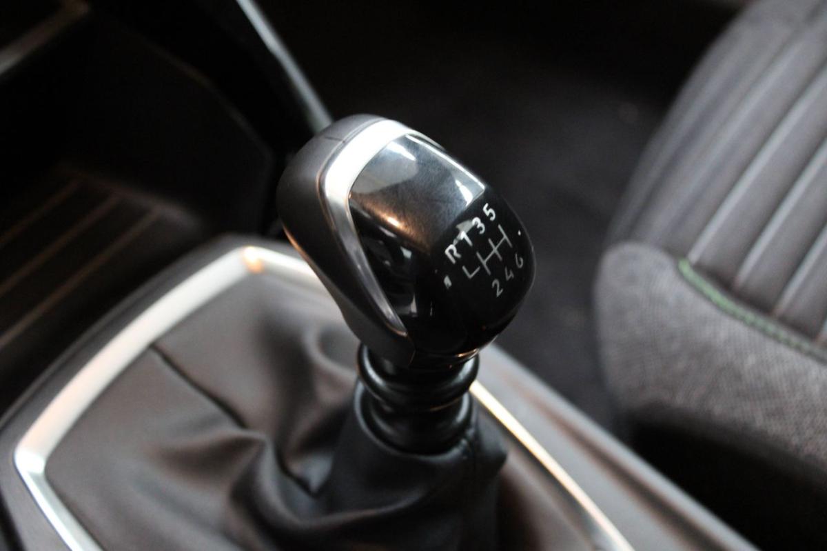 peugeot-2008-2025-gasolina-1199cc