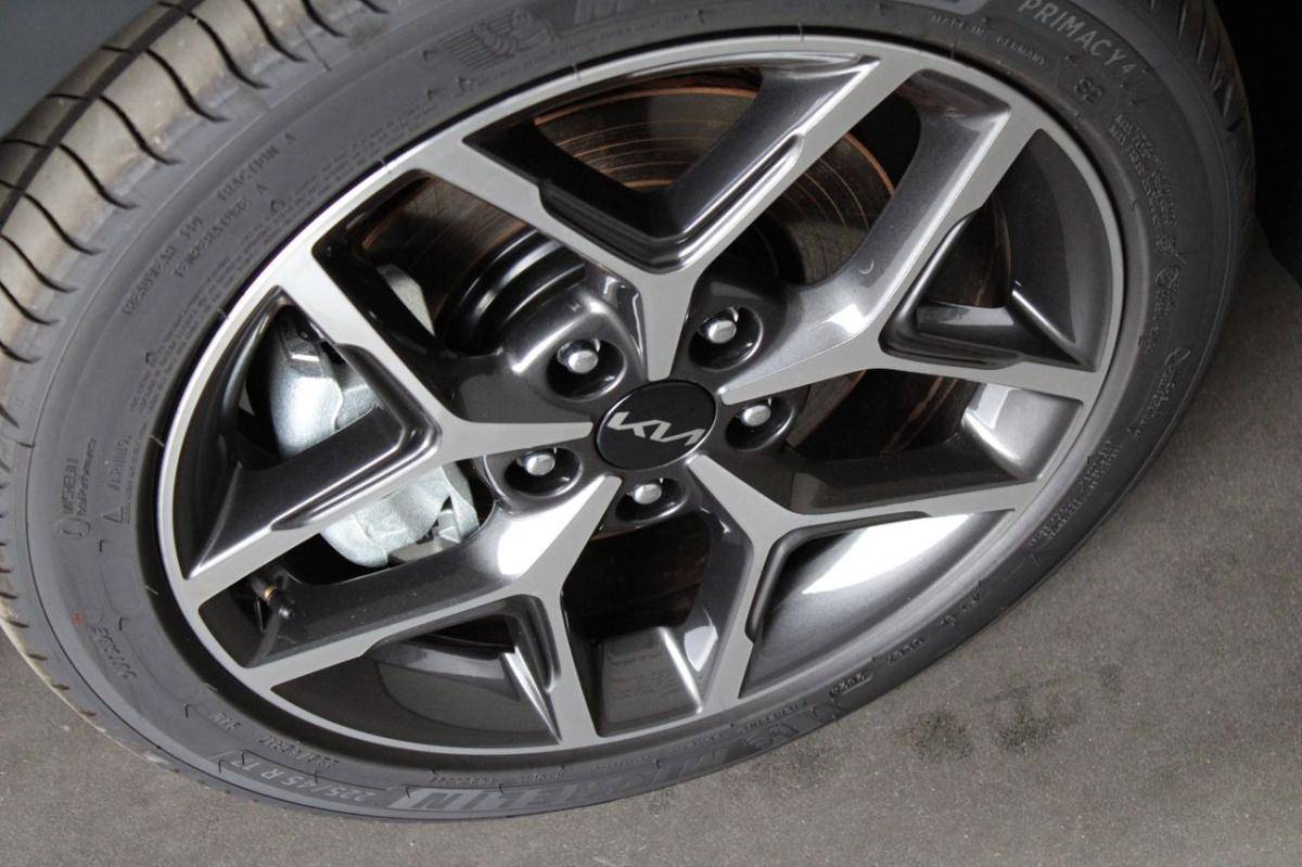 kia-ceed-2025-gasolina-998cc