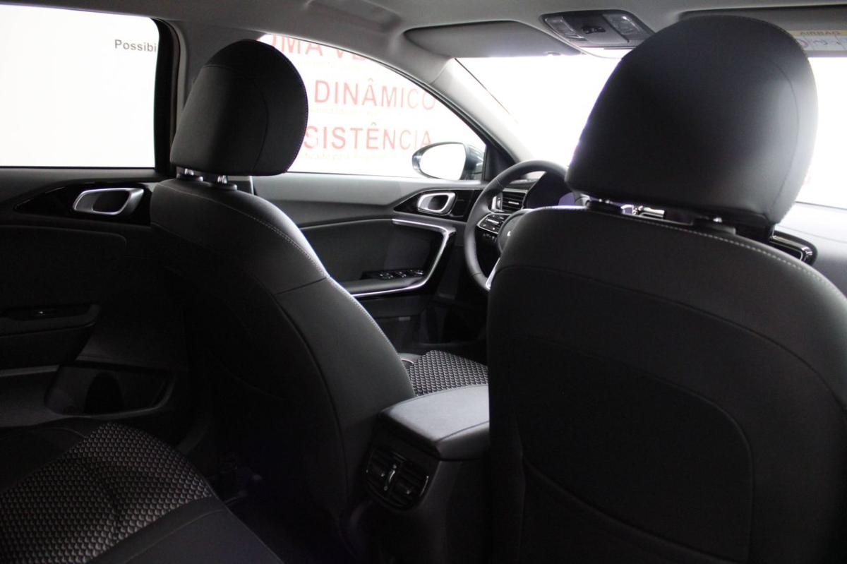 kia-ceed-2025-gasolina-998cc