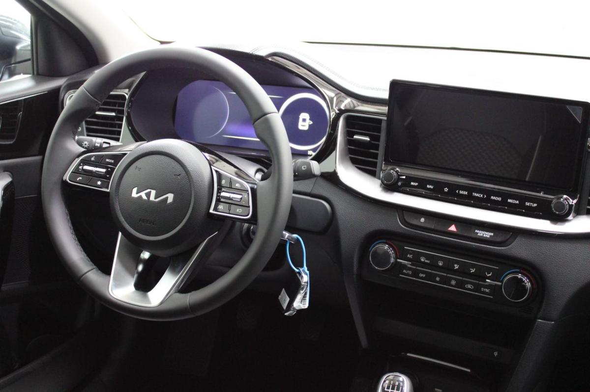 kia-ceed-2025-gasolina-998cc