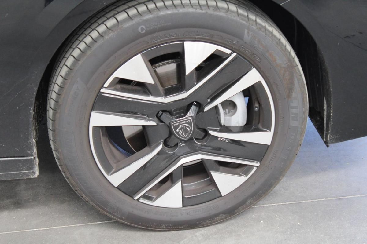peugeot-208-2025-hibrido-a-gasolina-1199cc