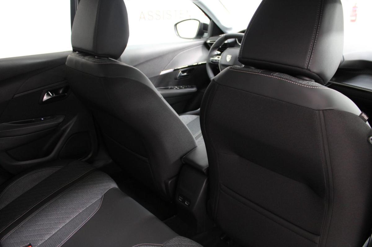peugeot-208-2025-hibrido-a-gasolina-1199cc