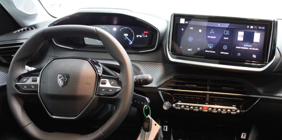 peugeot-208-2025-hibrido-a-gasolina-1199cc