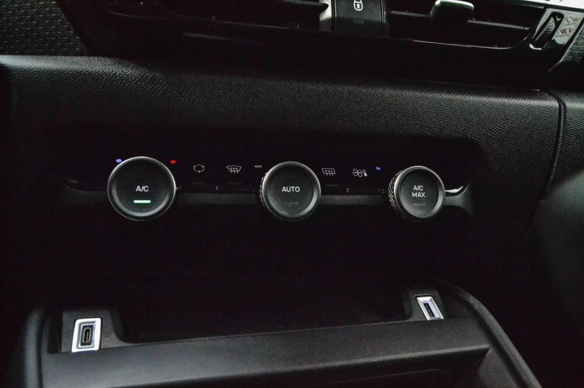 citroen-c4-2024-gasolina-1199cc