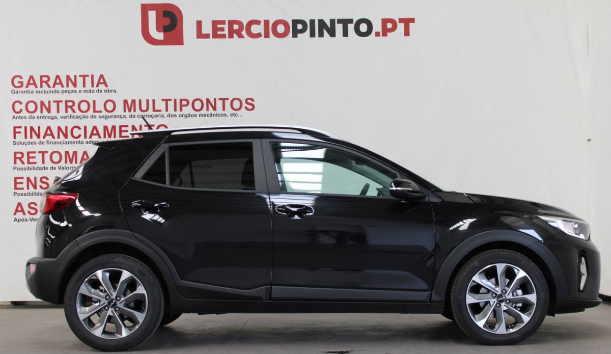 kia-stonic-2025-gasolina-1197cc