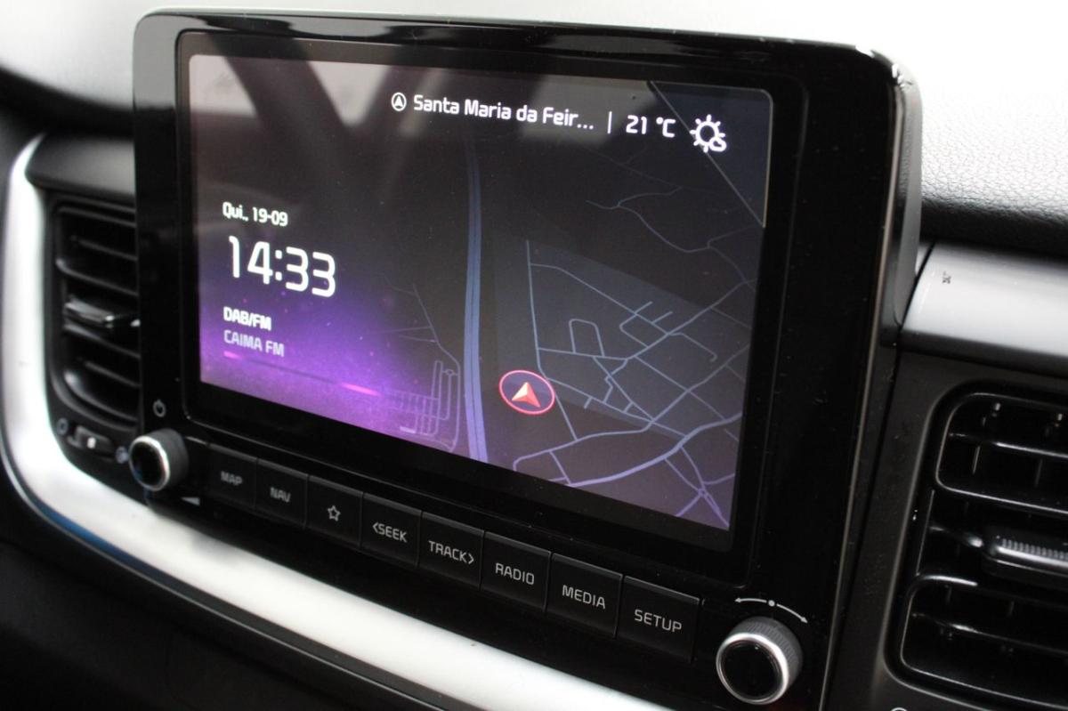 kia-stonic-2025-gasolina-1197cc