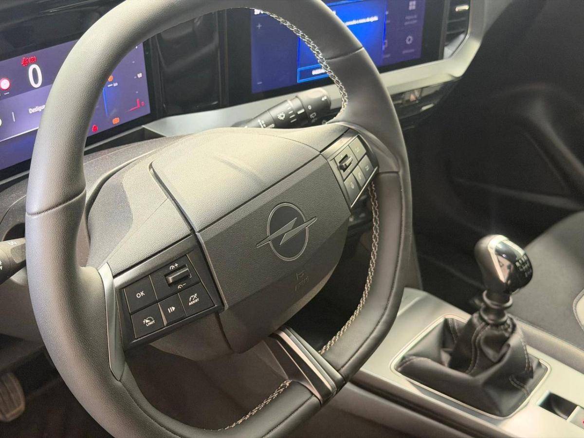 opel-meriva-2025-gasolina-1199cc