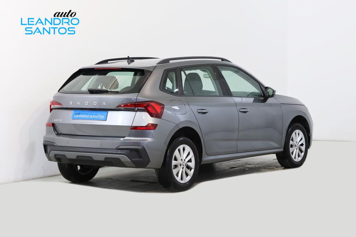 skoda-kamiq-2024-gasolina-999cc