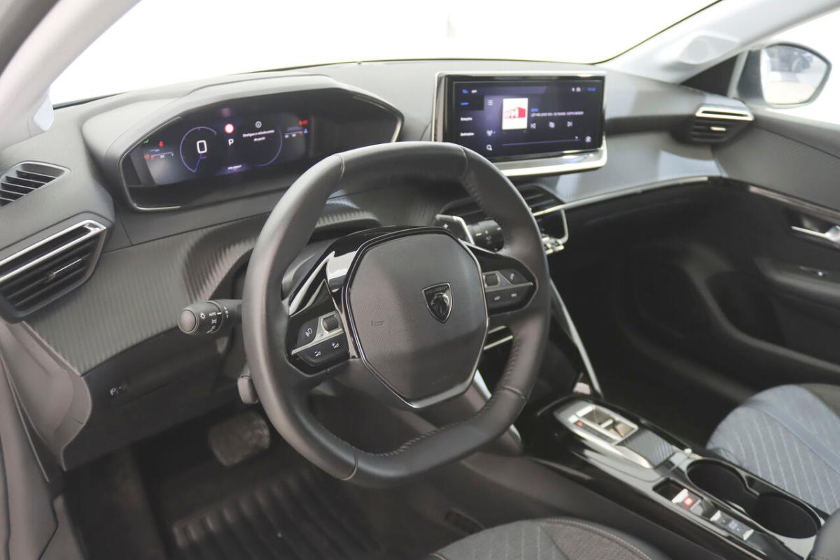 peugeot-208-2025-hibrido-a-gasolina-1199cc