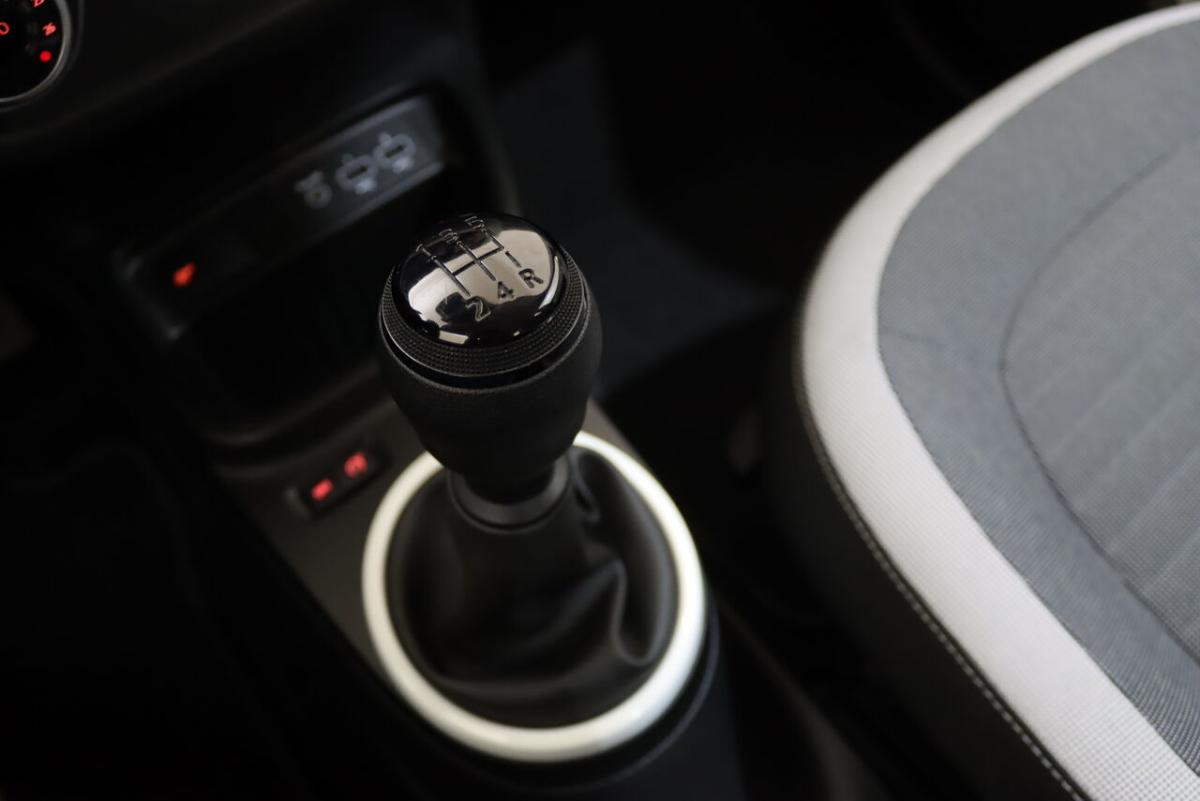 renault-twingo-2023-gasolina-999cc