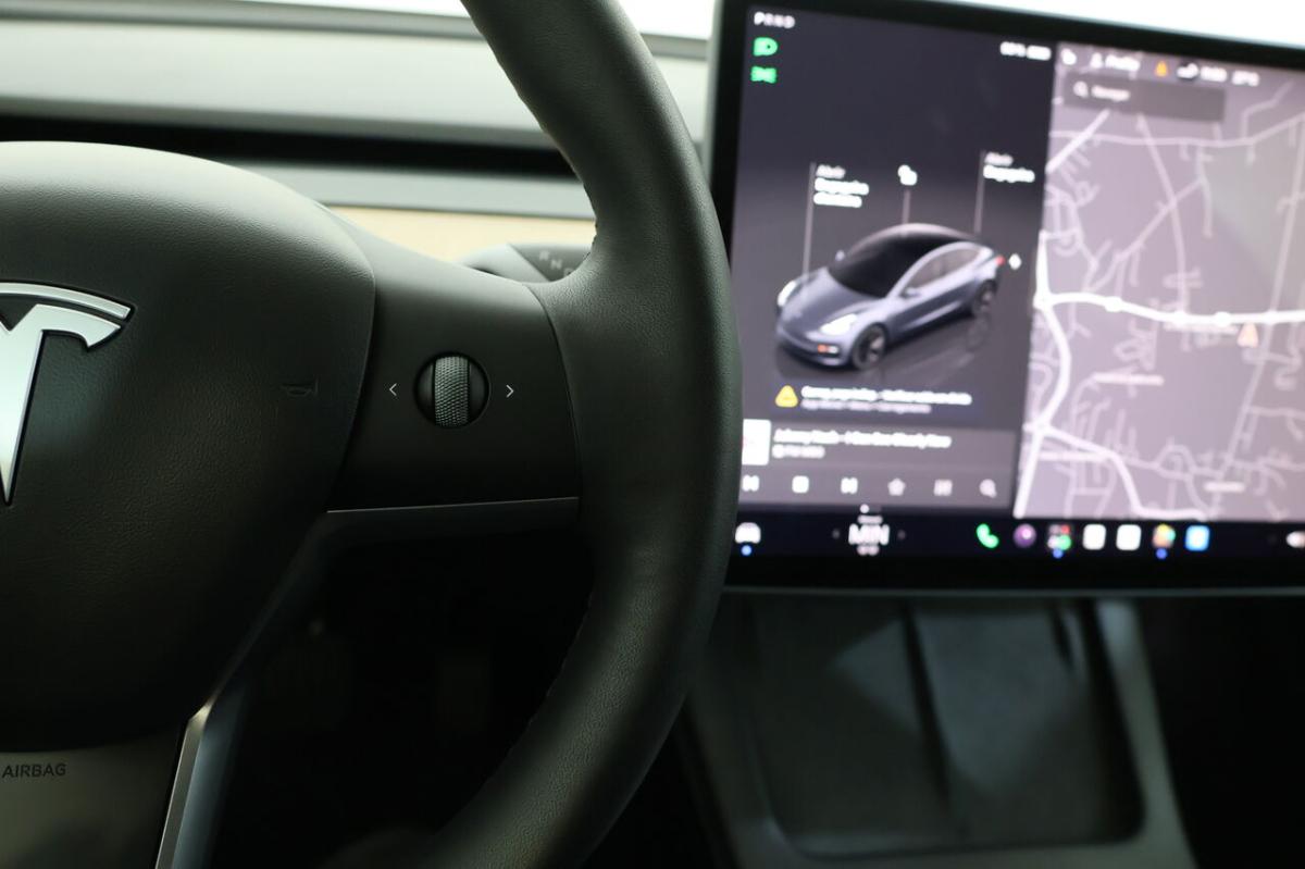 tesla-model-3-2022-eletrico-0cc