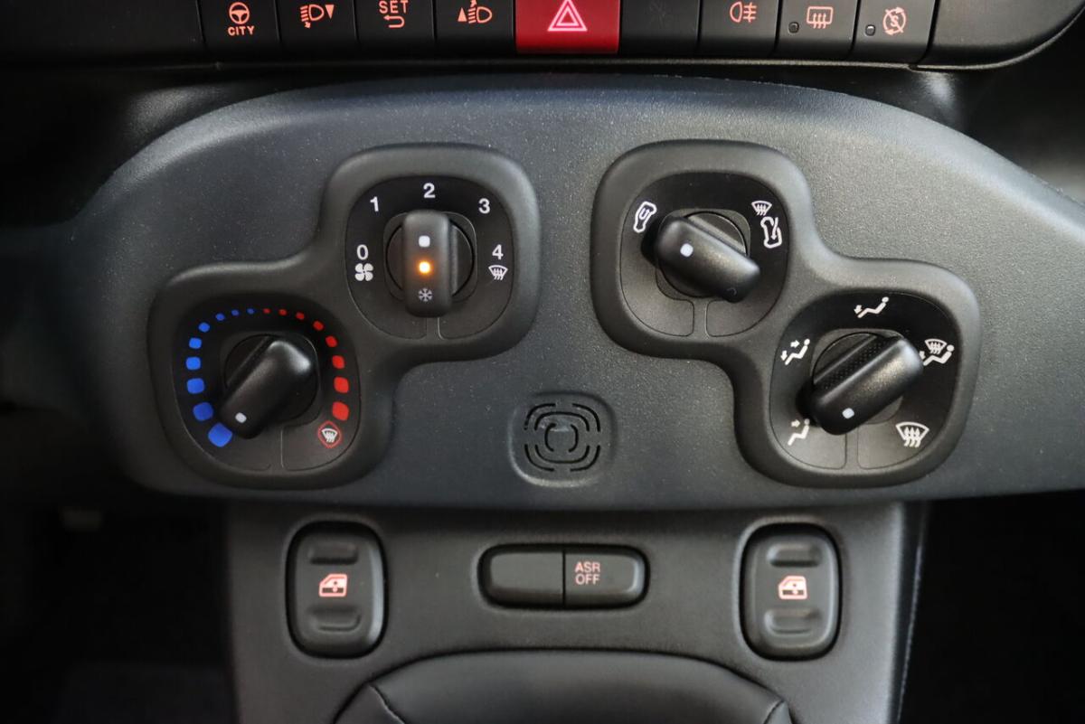 fiat-panda-2024-gasolina-999cc
