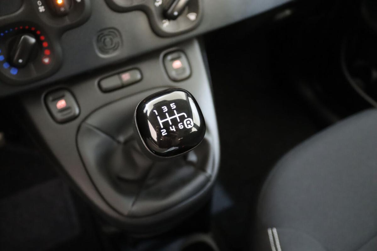 fiat-panda-2024-gasolina-999cc