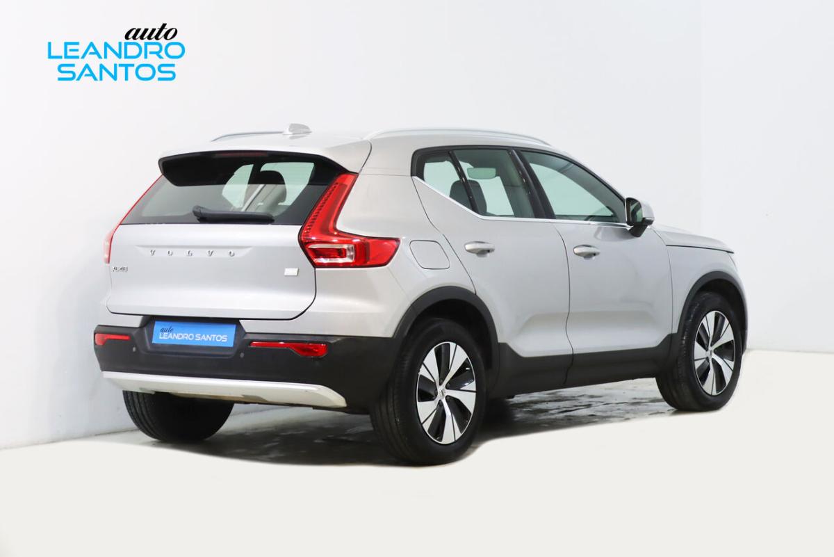 volvo-xc40-2022-hibrido-1477cc