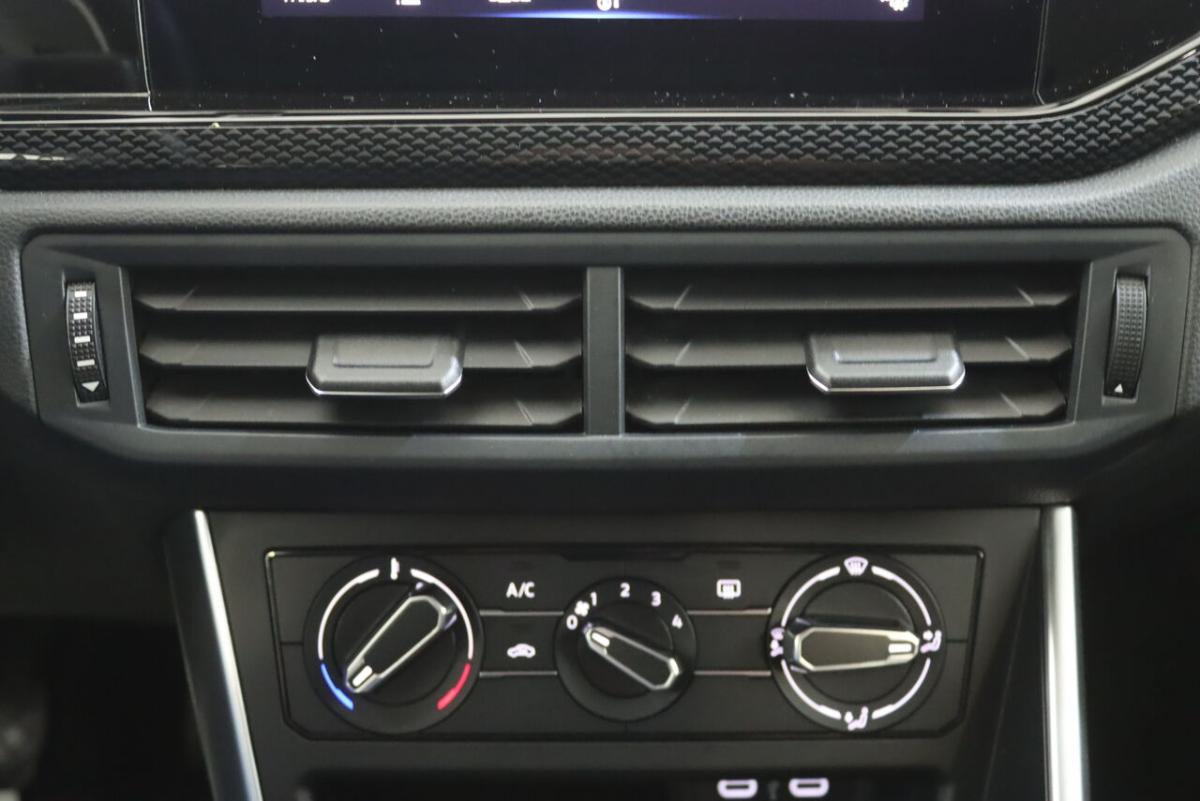 volkswagen-polo-2024-gasolina-999cc
