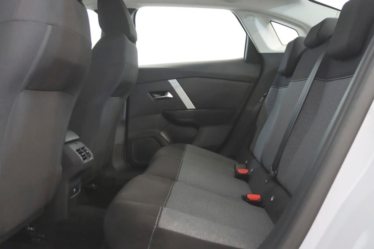 citroen-c4-2024-gasolina-1199cc