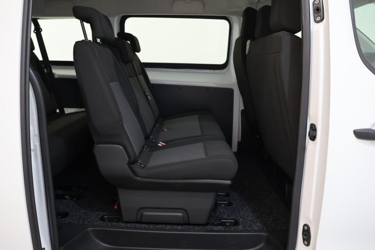 citroen-jumpy-2023-diesel-1997cc