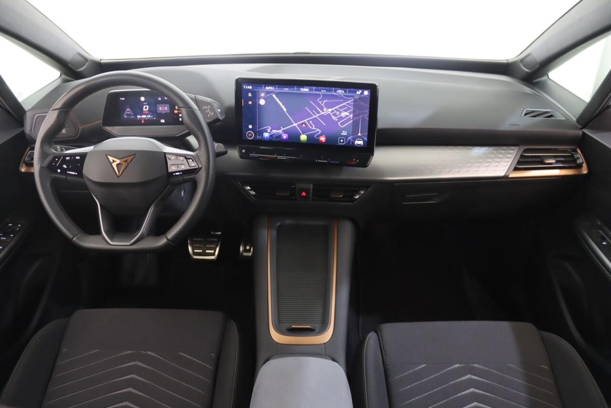 cupra-born-2023-eletrico-1cc