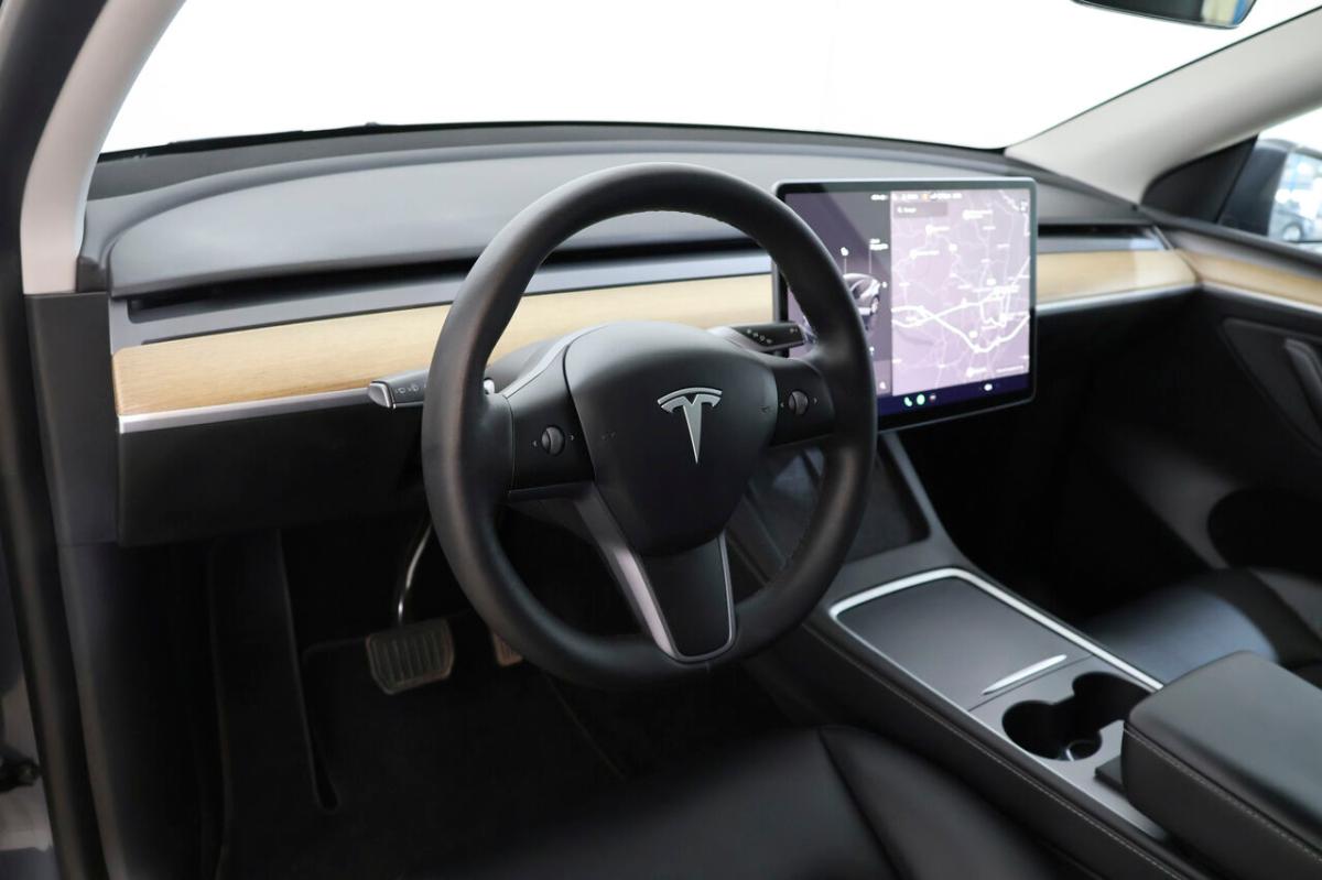 tesla-model-y-2022-eletrico-0cc