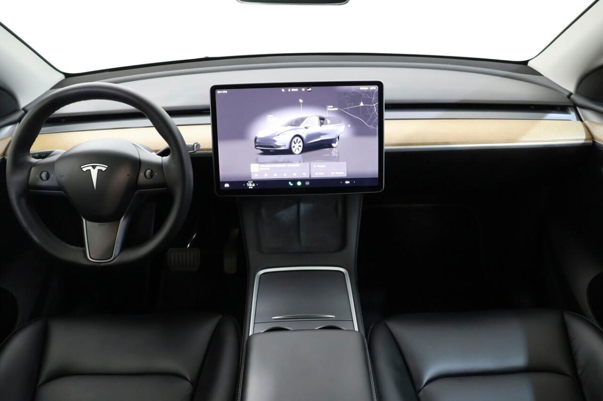 tesla-model-y-2022-eletrico-0cc