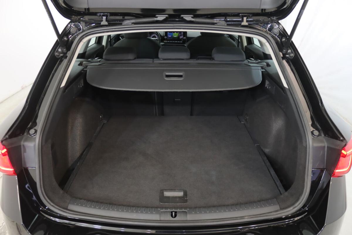 seat-leon-st-2024-gasolina-999cc