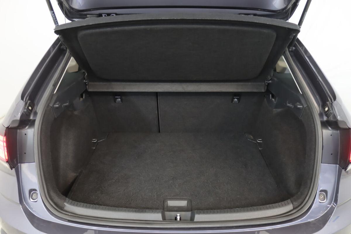 volkswagen-taigo-2023-gasolina-999cc