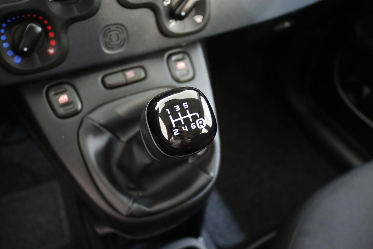 fiat-panda-2024-gasolina-999cc
