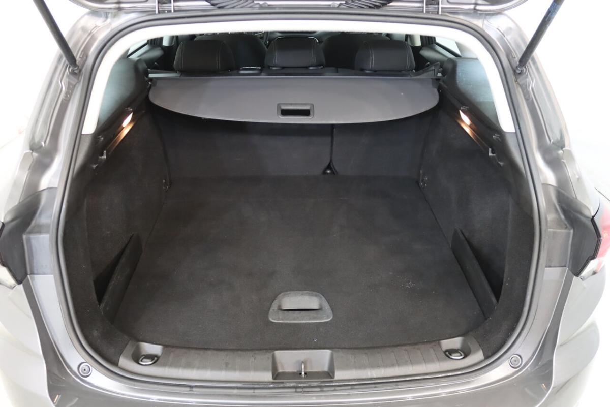 fiat-tipo-station-wagon-2023-diesel-1248cc