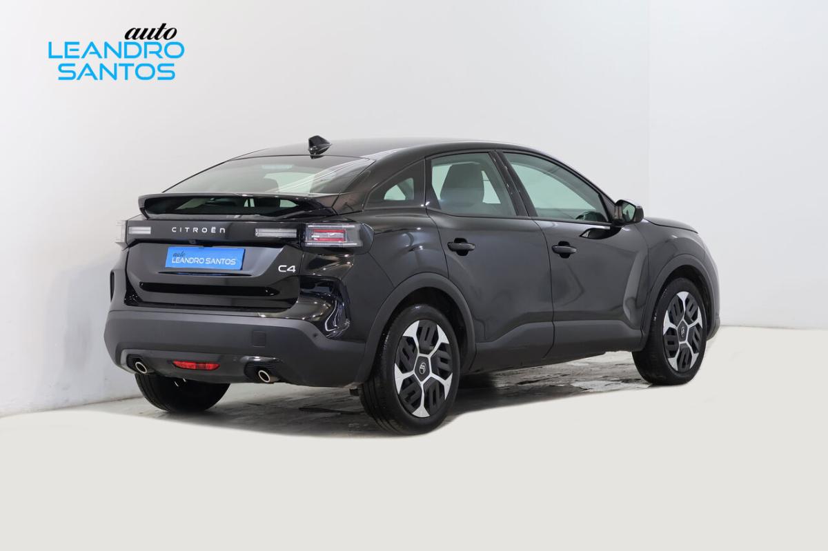 citroen-c4-2025-hibrido-a-gasolina-1199cc