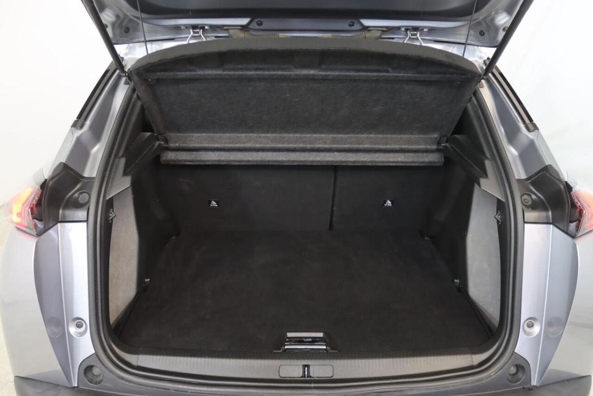 peugeot-2008-2022-diesel-1499cc