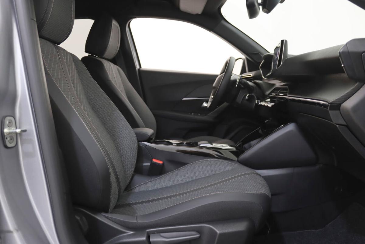peugeot-2008-2025-hibrido-a-gasolina-1199cc