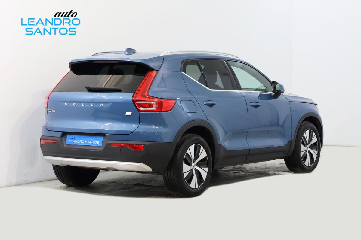 volvo-xc40-2022-hibrido-1477cc
